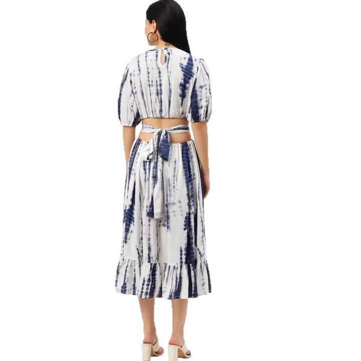 Damen Midikleid mit Batikprint, tailliertem Schnitt, seitlichem Cut-Out und Volant-Saum Drune