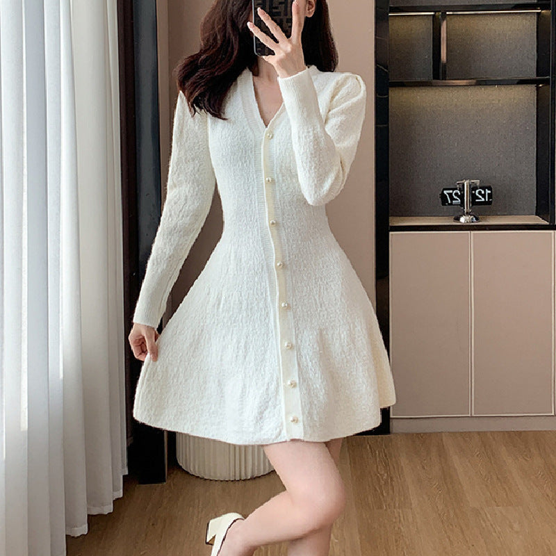 Damen Strickkleid mit Knopfleiste und voluminösen Ärmeln Drune