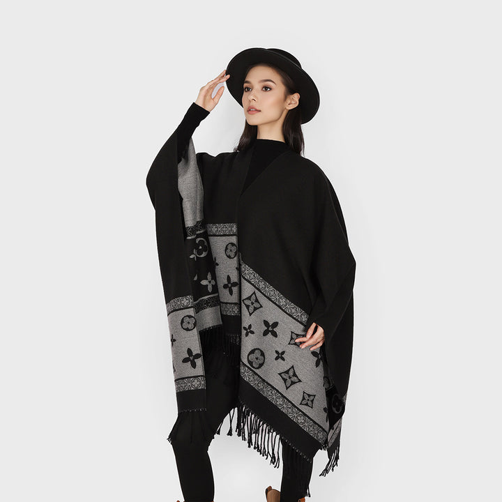 Damen Fransen-Capeponcho im Jacquard-Wollmix mit asymmetrischem Zipfelsaum Drune