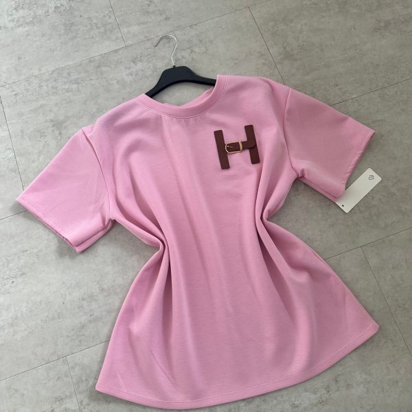 Damen modisches T-Shirt mit einzigartigem Logodetail und lässigem Schnitt