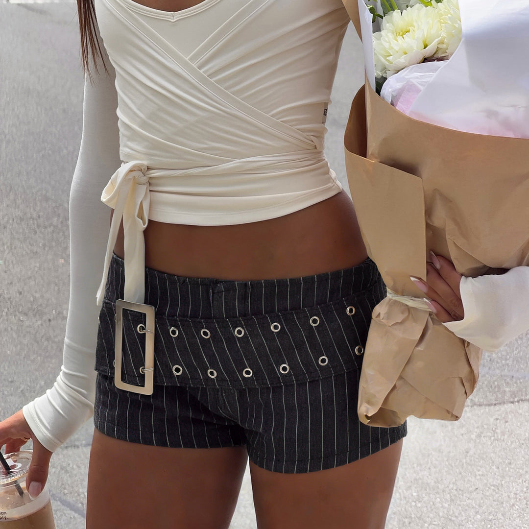 Damen modische Shorts mit hochwertigem Gürtel und Nieten-Details Drune