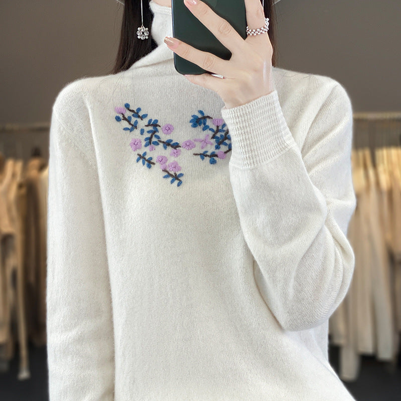 Damen Kaschmir‑Optik Rollkragenpullover mit zarter Blumenstickerei am Brustbereich Drune