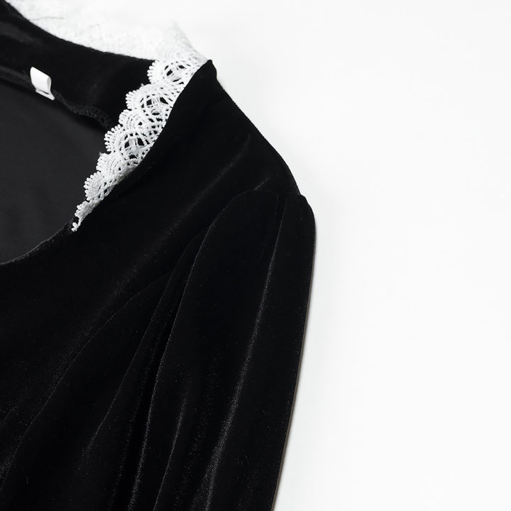 Damen Maxikleid aus Samt mit quadratischem Ausschnitt, Puffärmeln und Spitzenbesatz Drune