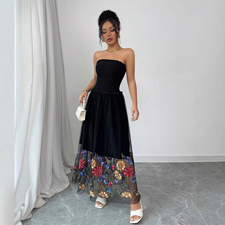 Damen nan schulterfreies Midikleid mit Smok-Oberteil und besticktem Tüllrock Drune