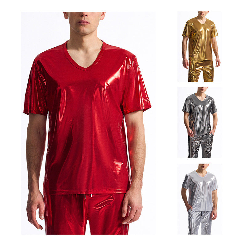Herren Sportliches Set aus glänzendem Material mit V-Ausschnitt Drune