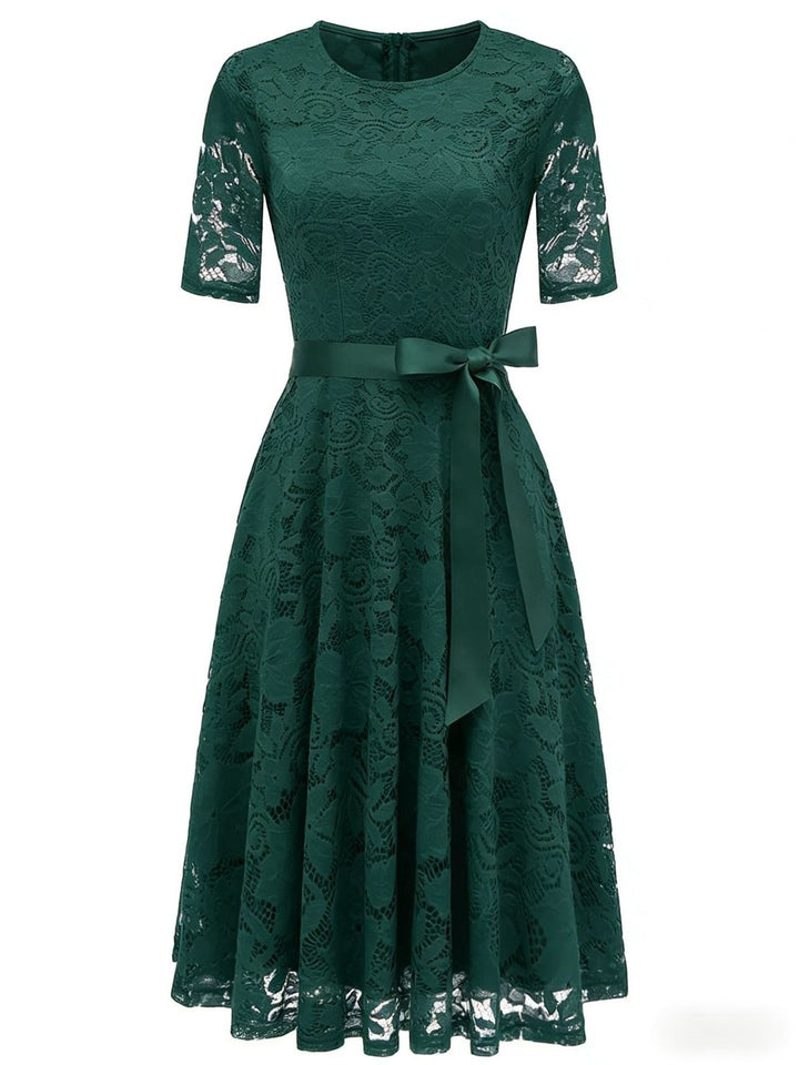 Drune | Elegantes V-förmiges Spitzenabendkleid