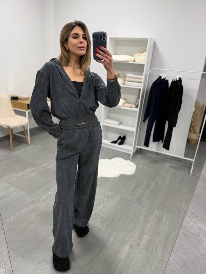 Damen weiches Cordvelours-Zweiteiler mit kurzer Kapuzenzipjacke und weiter Komforthose Drune