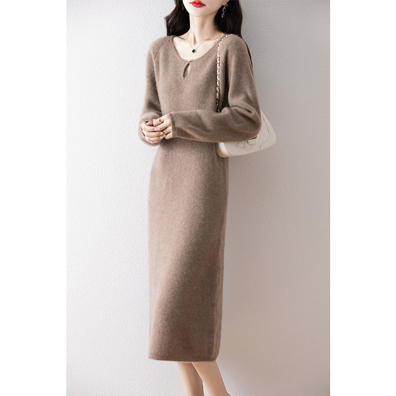 Damen gemütliches Strickkleid mit tiefem Ausschnitt und eleganter Schnittführung Drune