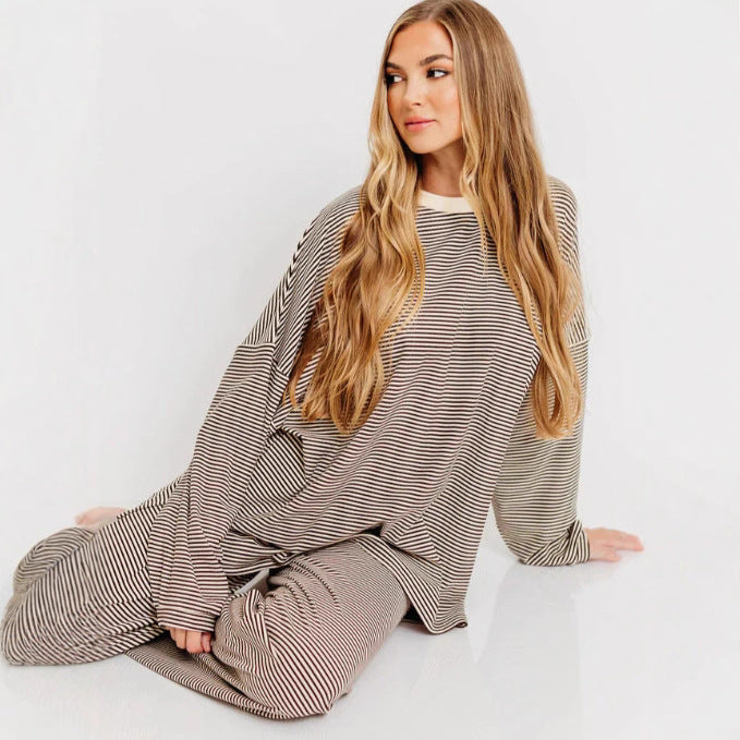 Damen nan gestreiftes Komfort-Set aus feinem Rippjersey mit Oversize-Pullover und weiter Bundhose Drune