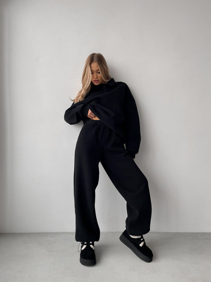 Damen Polo-Sweatshirt und Relax-Fit Jogginghose Set aus French Terry Drune