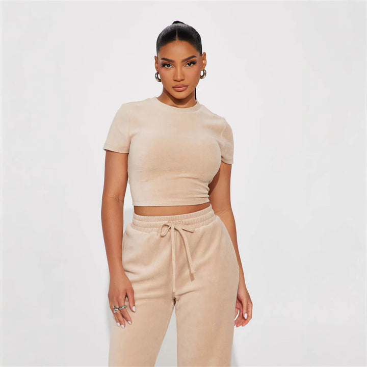 Damen Velours-Hausanzug mit bauchfreiem Shirt und weit geschnittener taillenhoher Jogginghose Drune