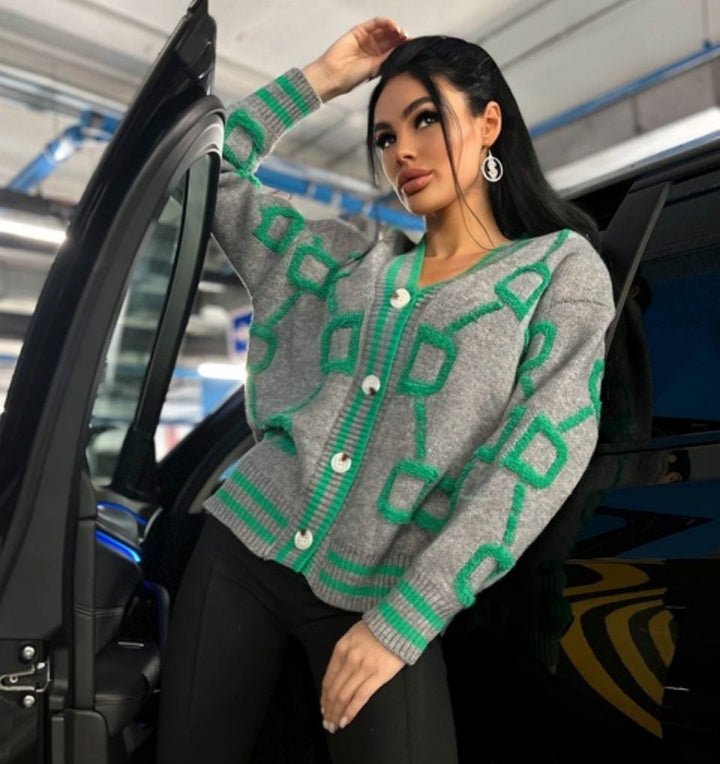 Damen kurz geschnittener Strickcardigan mit geometrischem Muster und Knopfdetails Drune