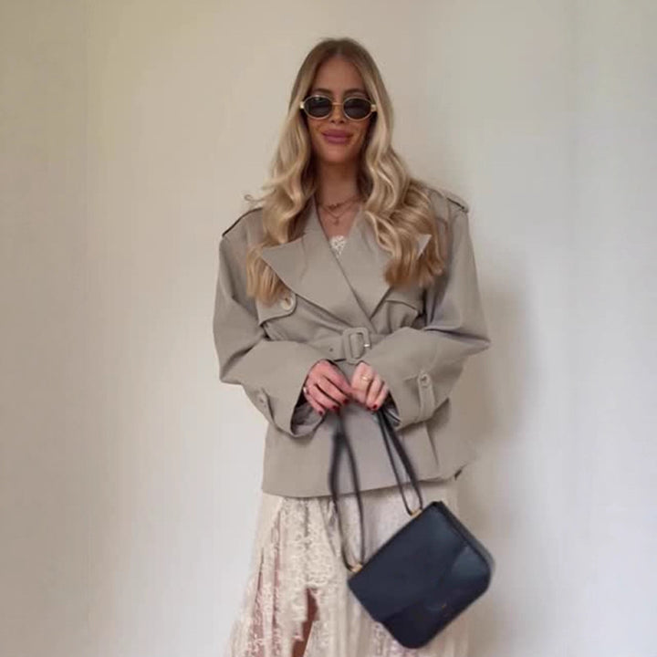 Damen Kurzjacke im Trench-Stil mit taillierendem Bindegürtel und weitem Ärmel Drune