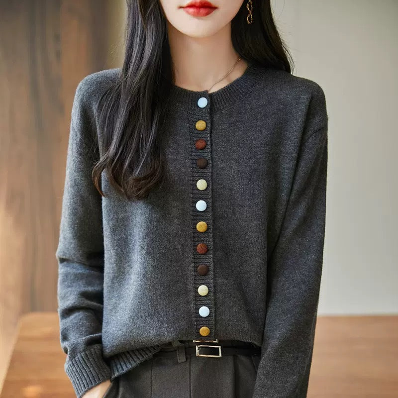 Damen Strickjacke mit kreativen Knopfdetails und feinem Material Drune