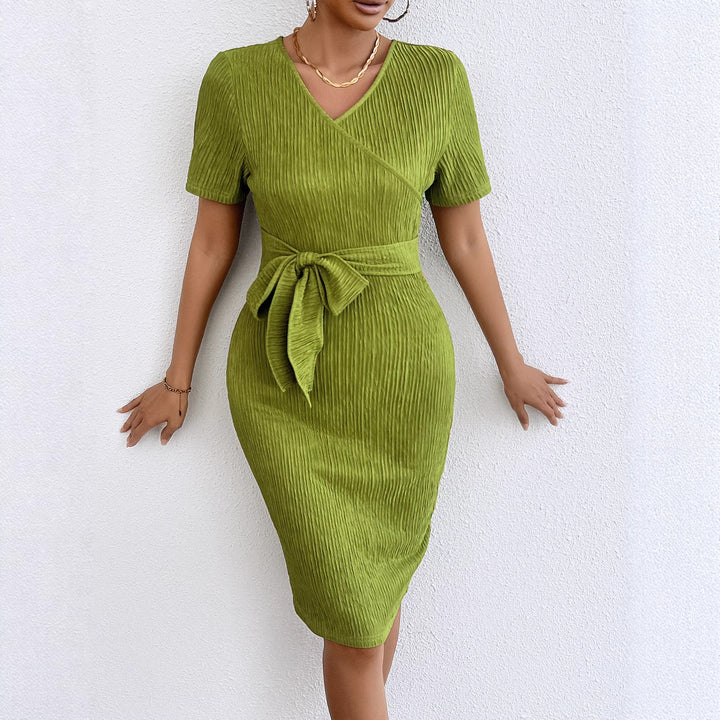 Damen Wickelkleid aus geripptem Stoff mit Taillengürtel Drune