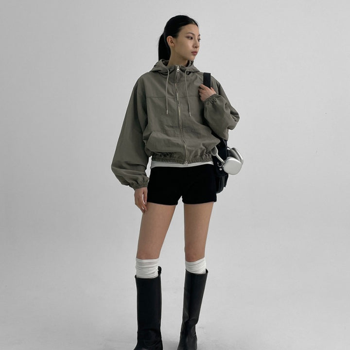 Damen Sportliche Jacke mit kurzen Hosen Drune
