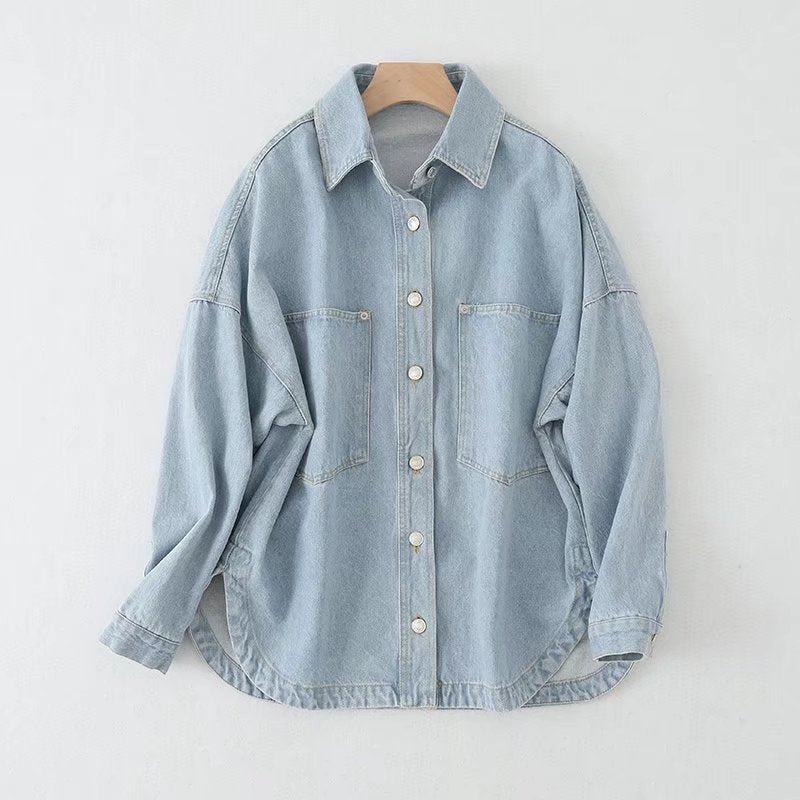 Damen Oversize Jeanshemd‑Jacke mit aufgesetzten Taschen und abgerundetem Saum Drune