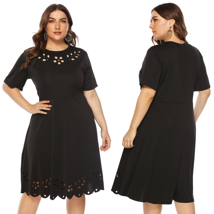 Damen elegantes Kleid mit Ausschnitt und Rüschensaum Drune