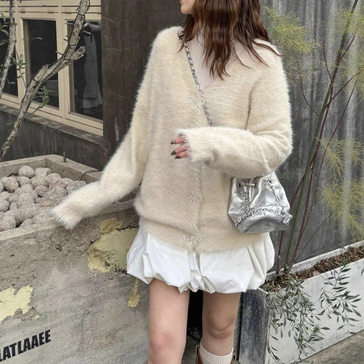Damen Flauschiger Mohair‑Optik Cardigan mit dekorativen Schleifenverschlüssen Drune