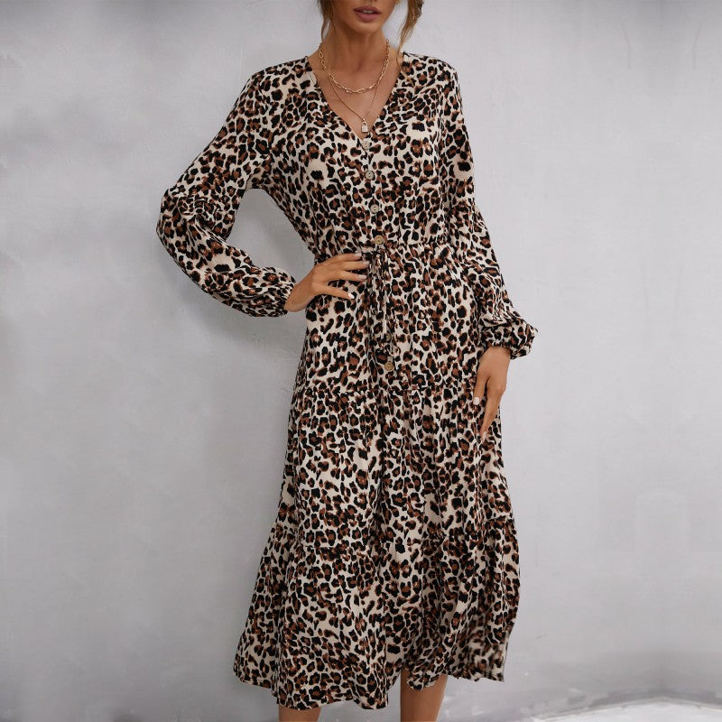 Damen Midikleid im Leo-Print mit V‑Ausschnitt, Knopfleiste, Kordeltaillen und Stufenrock Drune