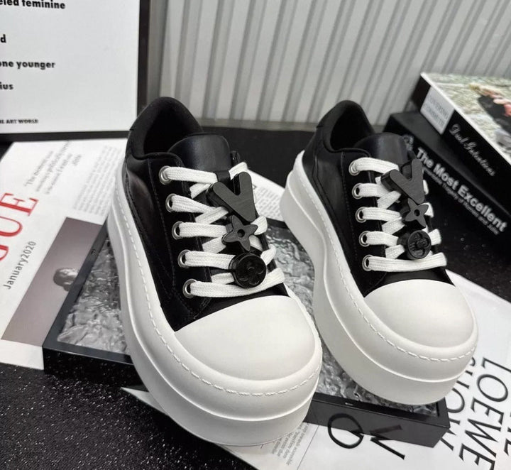 Damen Modische Sneakers mit auffälligem Design Drune