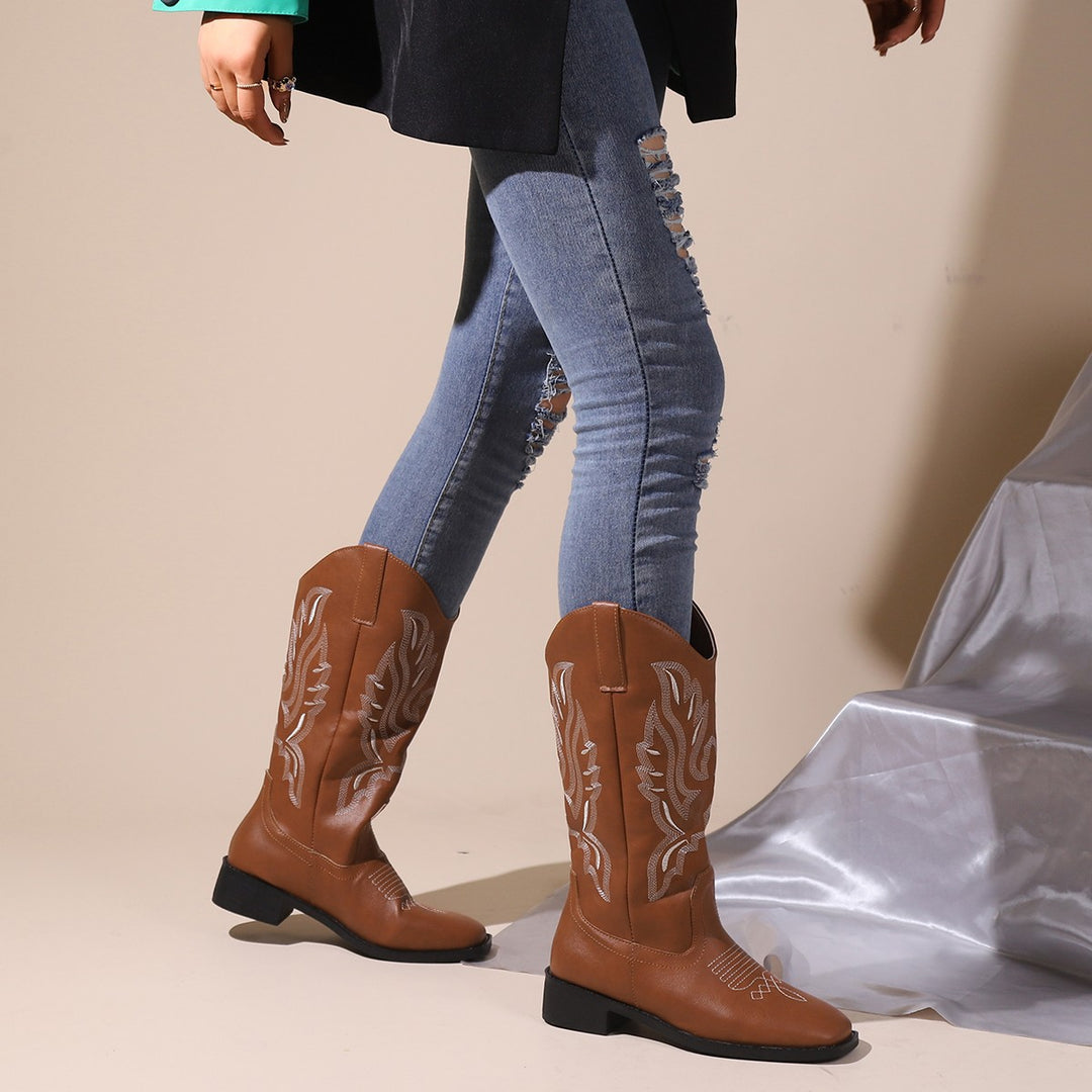 Damen Cowboystiefel mit mittelhohem Schaft, quadratischer Zehenpartie und dekorativer Stickerei Drune