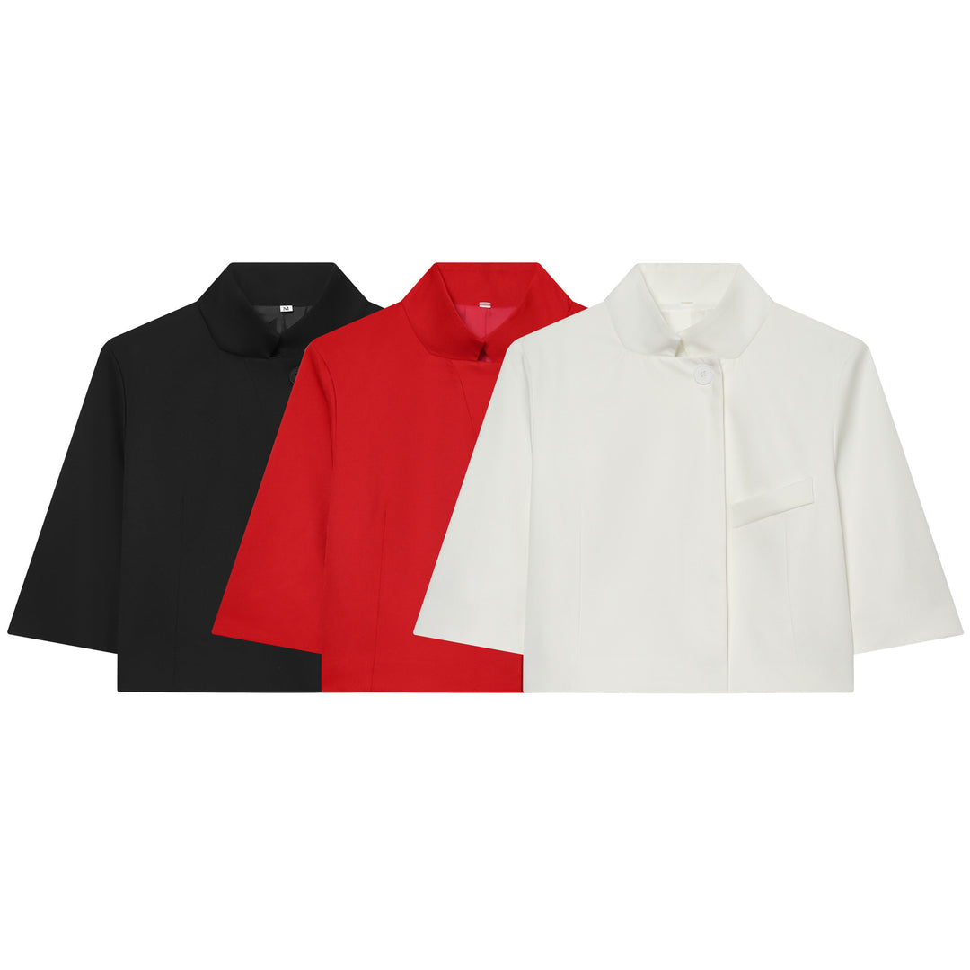 Damen 40+ kurzes Cape‑Blouson mit Stehkragen und Zierknopf Drune