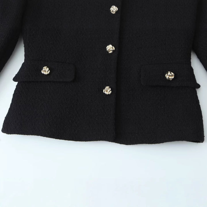 Damen nan kastiger Bouclé-Blazer mit goldenen Rosenknöpfen und gefütterten Pattentaschen Drune