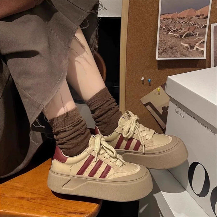 Damen Plattform-Sneaker mit strapazierfähigem Obermaterial und extrahoher Sohle Drune