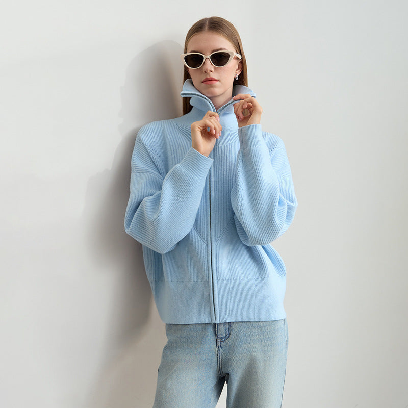 Damen cropped Strickjacke mit praktischer Kapuze und modernem Reißverschluss Drune