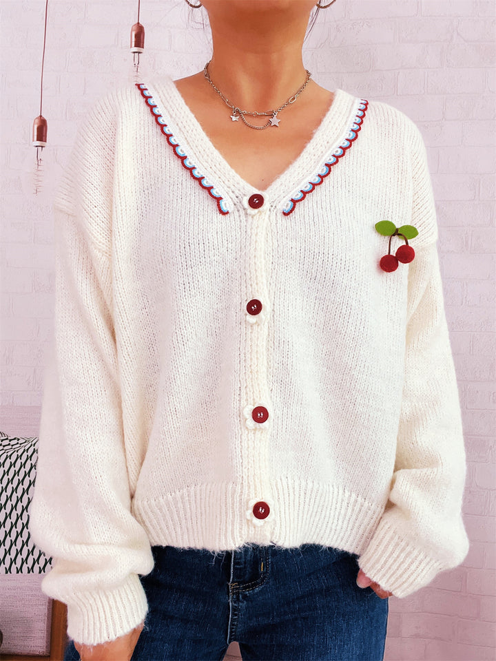 Damen kuschelige Strickjacke mit verspieltem Blütenmuster und Knopfdetails Drune