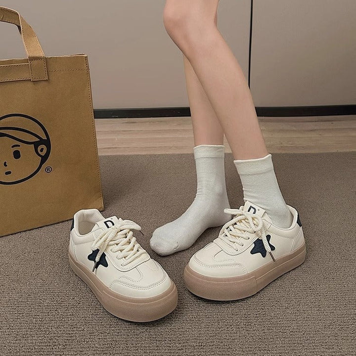 Damen Sportliche Sneakers mit verspielten Stern-Applikationen und bequemer Sohle Drune