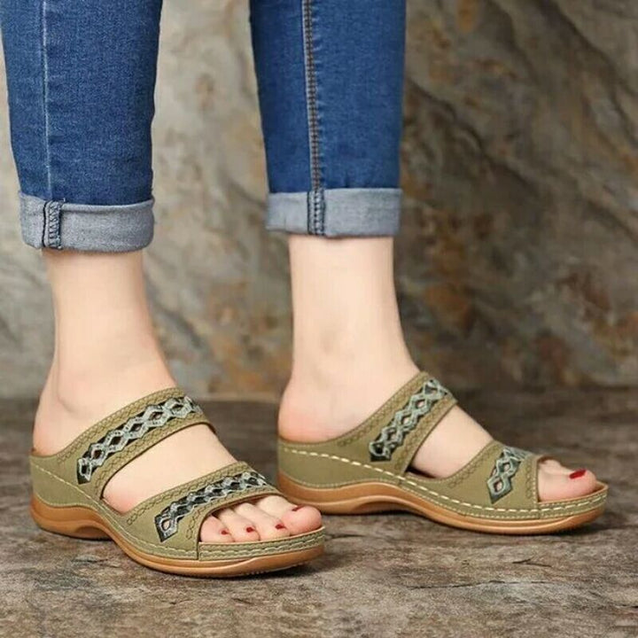 Damen Komfortable und modische Mules mit breiten verstellbaren Riemen Drune