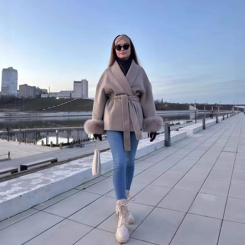 Damen kuschelige Wollejacke mit elegantem Gürtel und glamourösen Fütterungen Drune