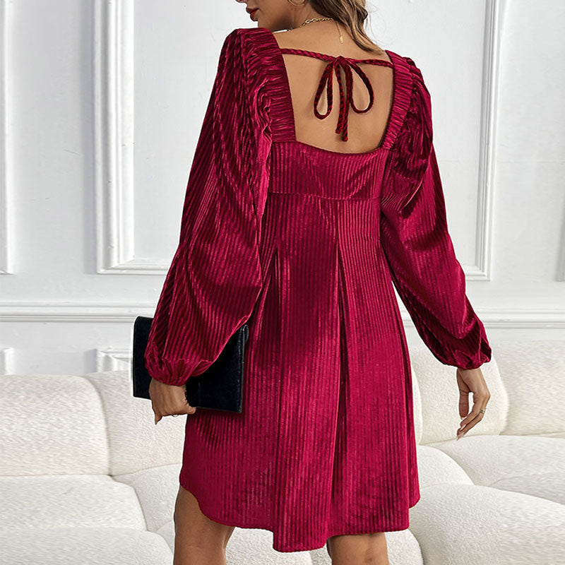 Damen Angesagtes Plisseekleid mit quadratischem Ausschnitt Drune