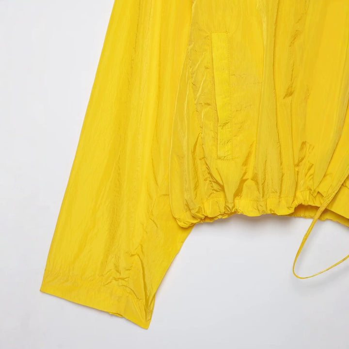 Damen Kurzer Tech‑Shell Blouson im Oversize‑Look mit hohem Stehkragen und Tunnelzug Drune