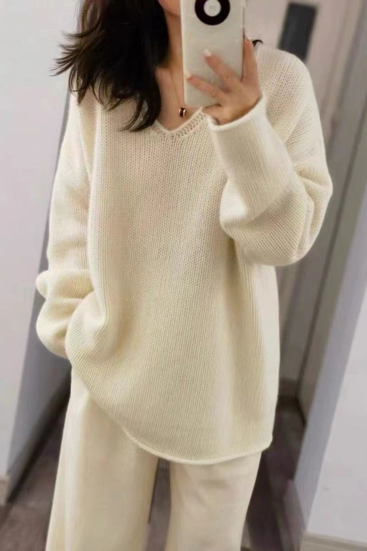 Damen Oversize V‑Ausschnitt Pullover im Mohair‑Look mit überschnittener Schulter und gerundetem Saum Drune