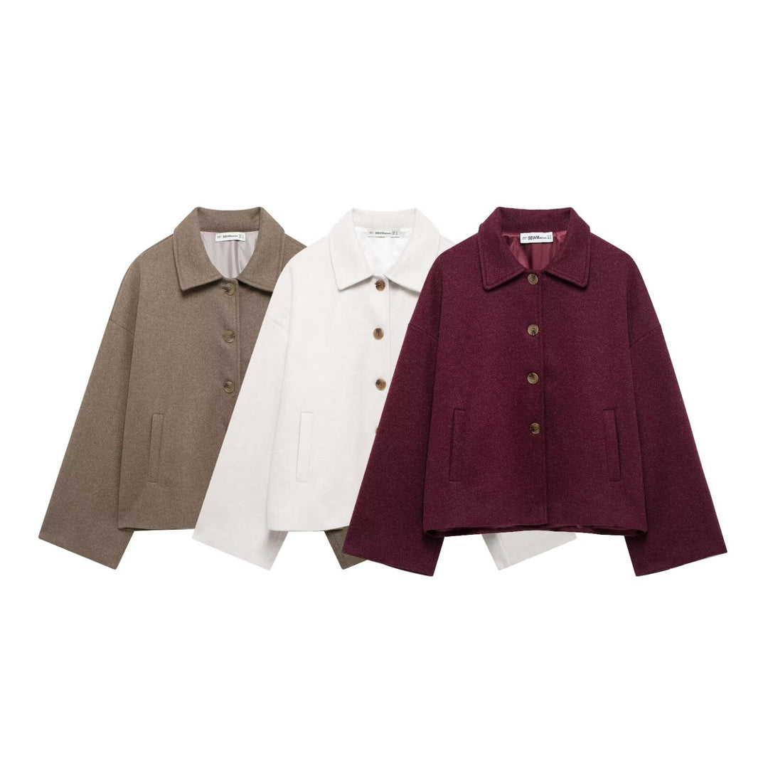 Damen nan kurze kastige Wolljacke mit Hemdkragen, durchgehender Knopfleiste und eingesetzten Eingrifftaschen Drune