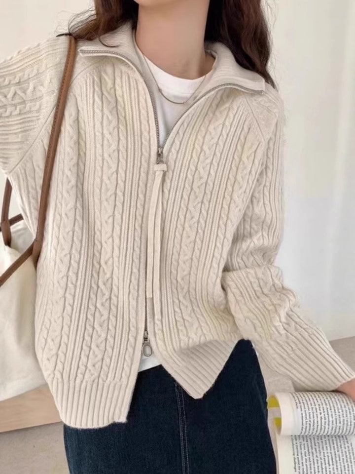 Damen Kastiger Zopfstrick‑Cardigan mit Zweiwege‑Reißverschluss, Stehkragen und breitem Rippsaum Drune