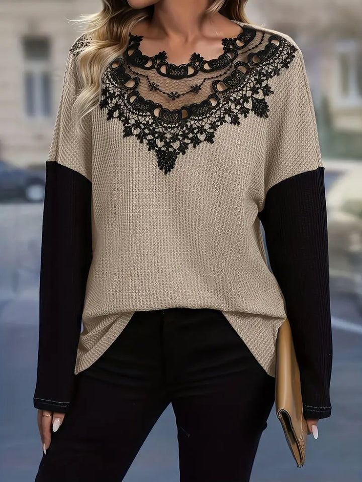 Damen Elegantes Strickoberteil mit gehäkeltem Spitzenkragen Drune