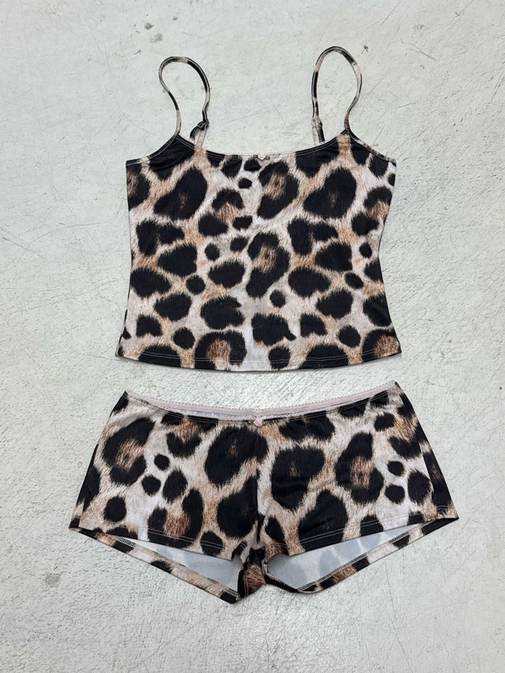 Damen Bandeau-Bikini-Set mit Rüschenshorts und stylischem Tiermuster Drune