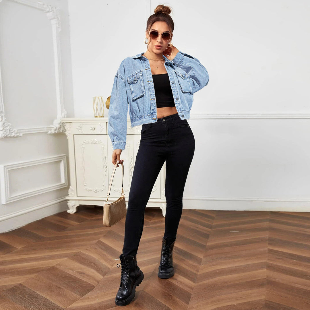 Damen Cropped Boxy-Denimjacke mit aufgesetzten Brusttaschen und kurzem Bund Drune