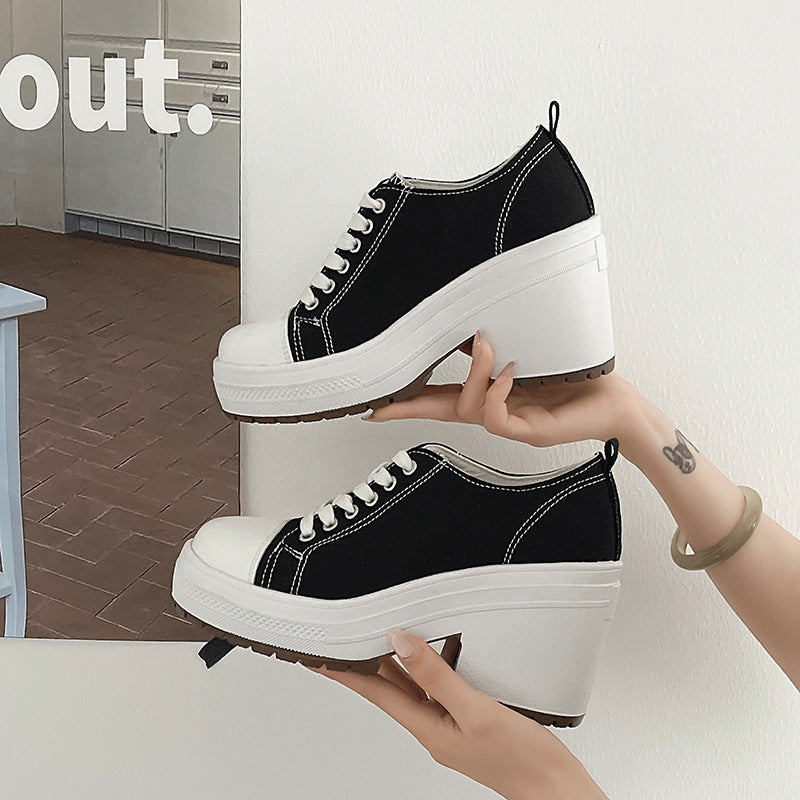 Damen Plateau-Sneaker mit modernem Design und komfortablem Absatz Drune