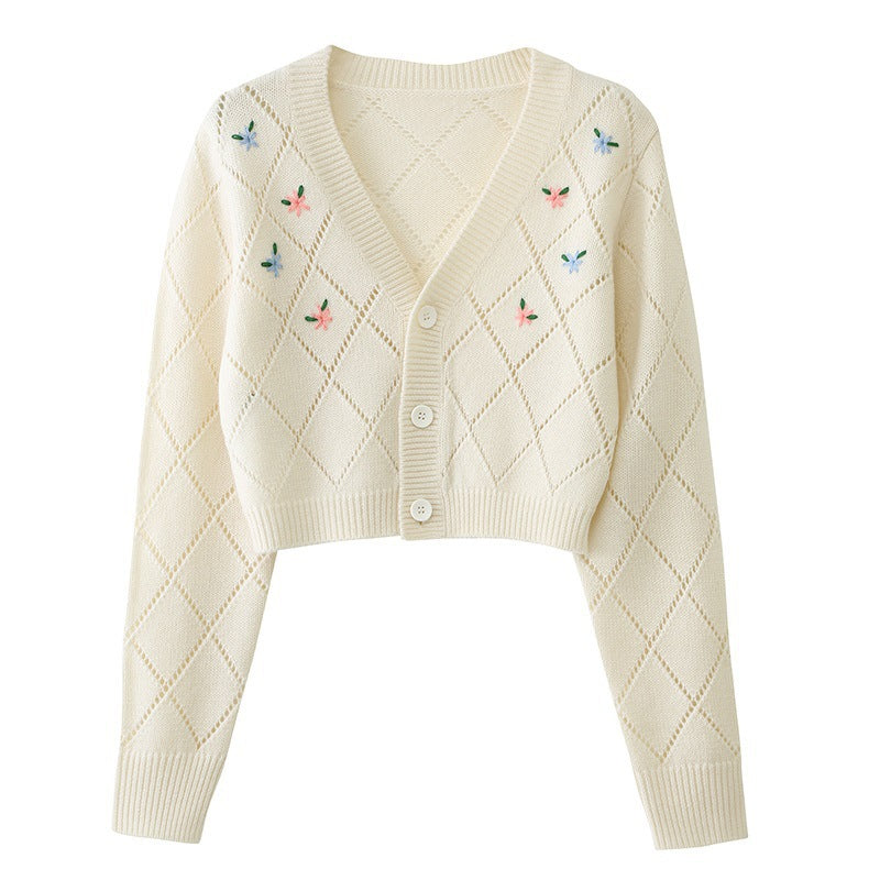Damen verspielte Strickjacke mit floralem Rautenmuster und Knopfdetail Drune