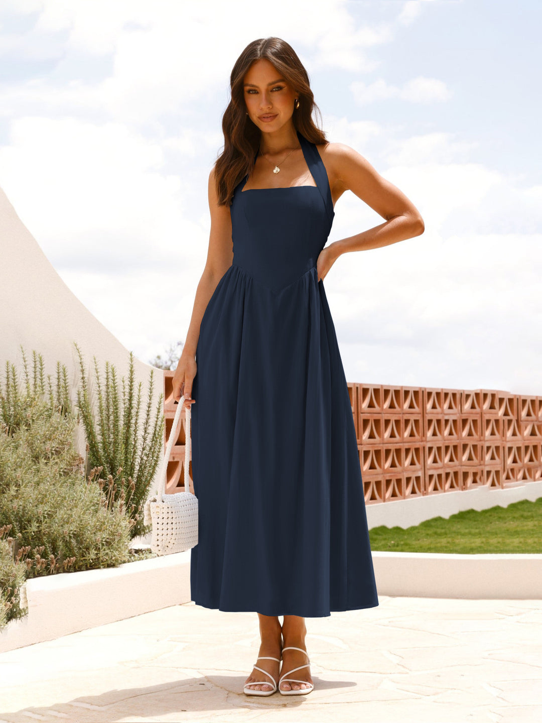 Damen Maxikleid mit schulterfreier Trägerkonstruktion und elegantem Schnitt Drune
