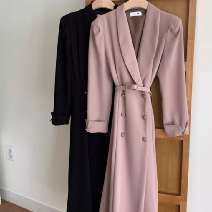 Damen Doppelreihiges Maxi‑Mantelkleid mit Taillengürtel und betonten Schultern Drune