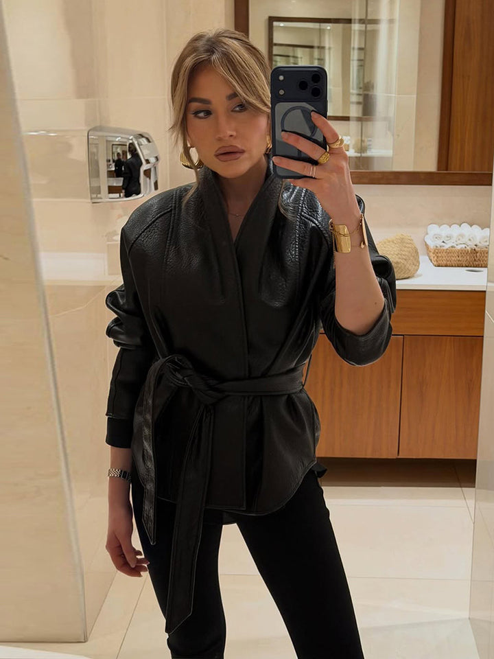 Damen Taillierte Lederjacke mit Wickelgürtel und Kimono-Kragen Drune