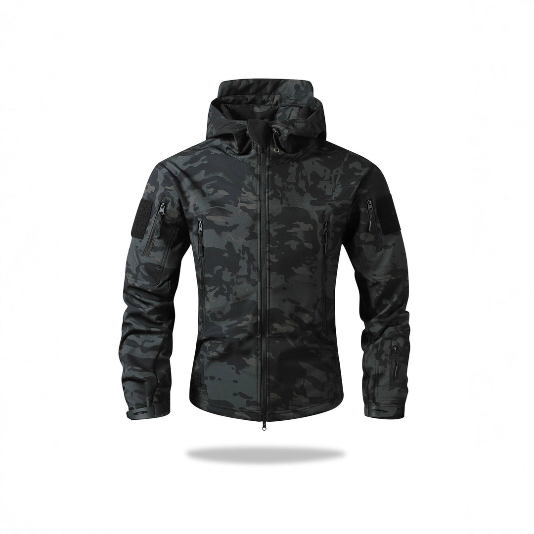 Herren Taktische Softshelljacke mit Kapuze, Camouflage‑Design und Multifachtaschen Drune