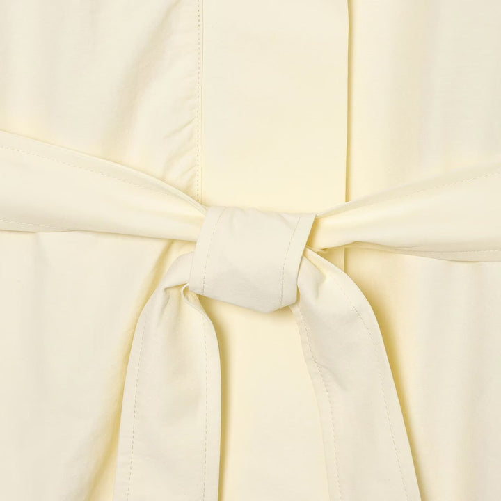 Damen Leichte Taillierte Jacke mit Stehkragen, Bindegürtel und Cape-Ärmeldetail Drune