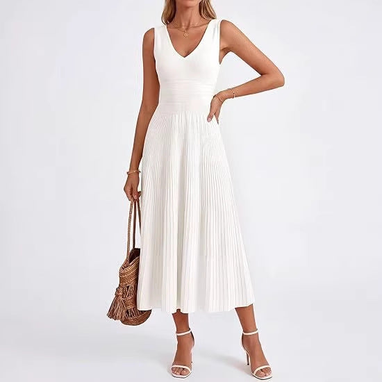 Damen Plisseekleid mit V-Ausschnitt und weitem Saum Drune